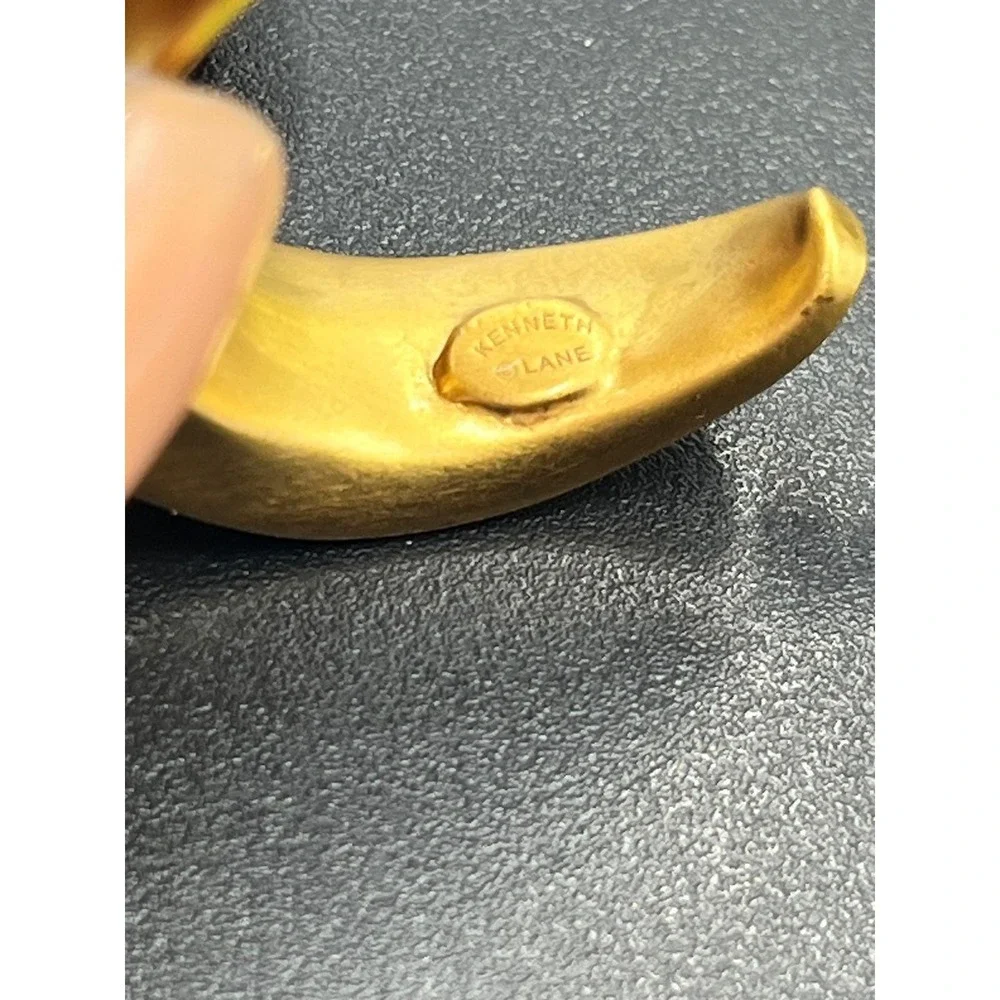 Kenneth Lane KJL Vintage Gold Tone Wider Hoop Clip on Earring  * Single - Picture 10 of 13